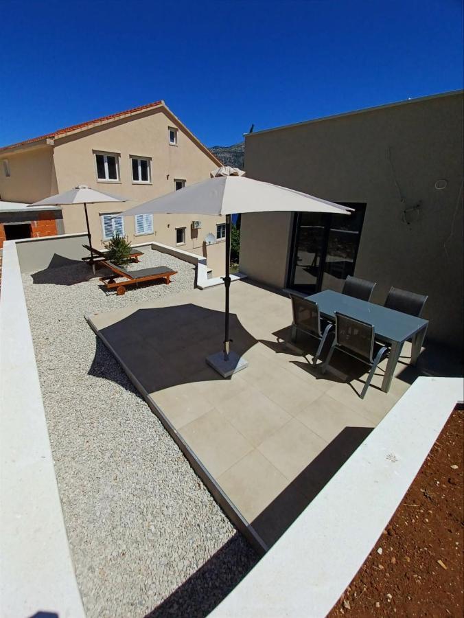 Apartmani Voljana Korcula Town Bagian luar foto