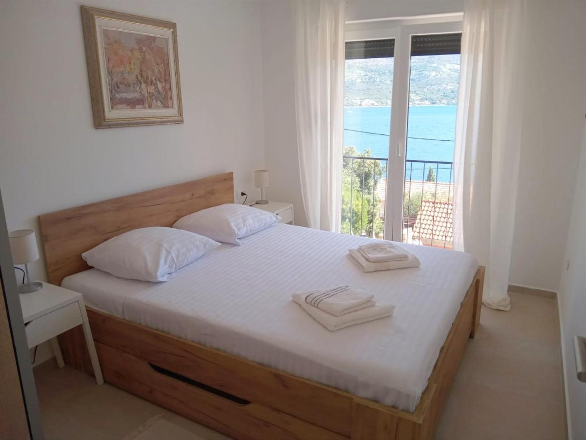 Apartmani Voljana Korcula Town Bagian luar foto